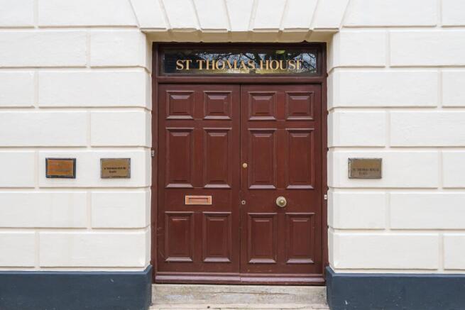 1 Bedroom Flat For Sale In St. Thomas Street, Winchester, So23