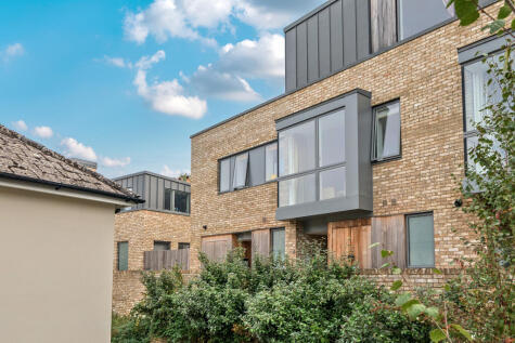 Coker Close, Winchester, SO22