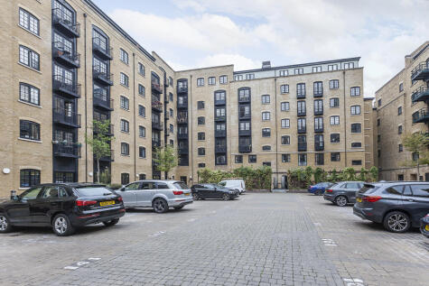 Cayenne Court, London, SE1