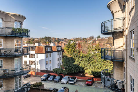 Worple Road, London, SW19