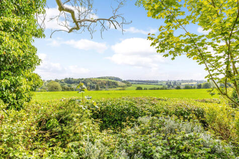 Curtis Road, Alton, GU34