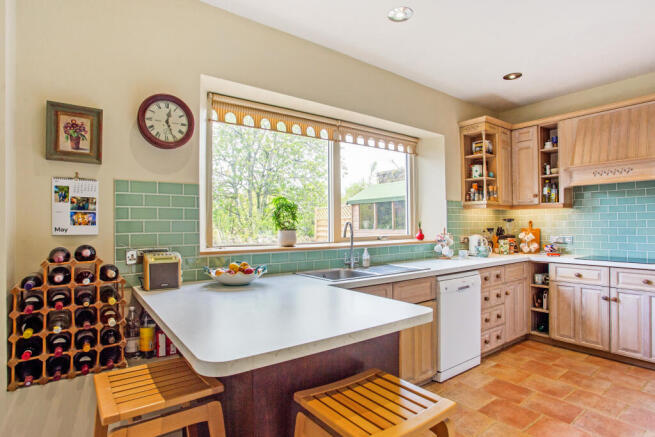 Kitchen/Breakfast Room
