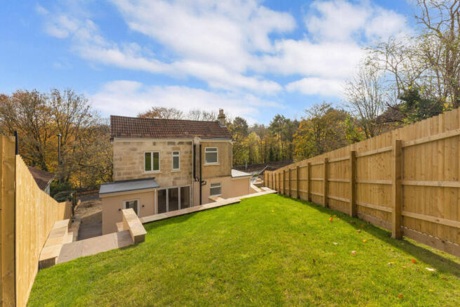 Rear Facade & Garden