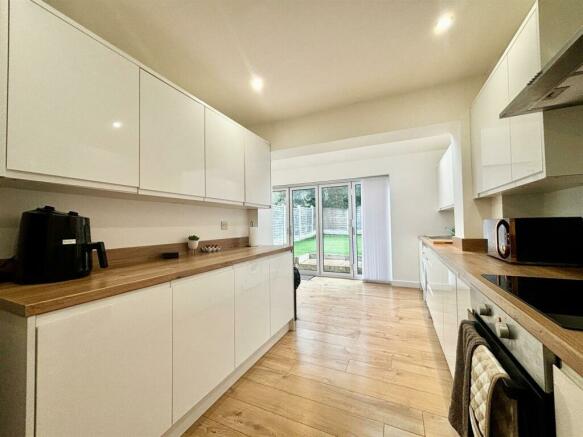 Kitchen/Dining Room