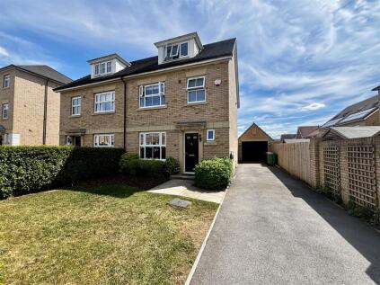 Middleham Drive, Garforth, Leeds, LS25