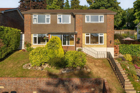 Bradenhurst Close, Caterham, CR3