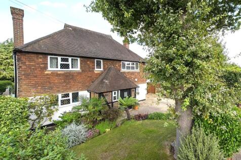 Greenways, Esher, KT10
