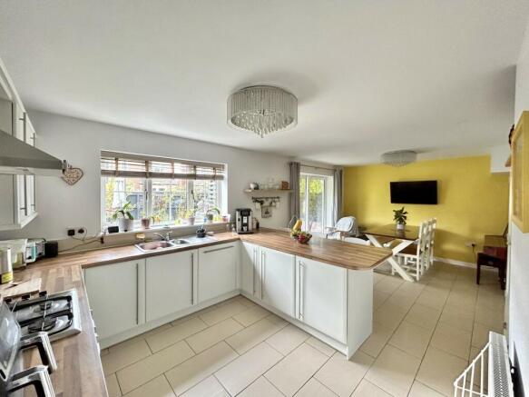 Kitchen 2