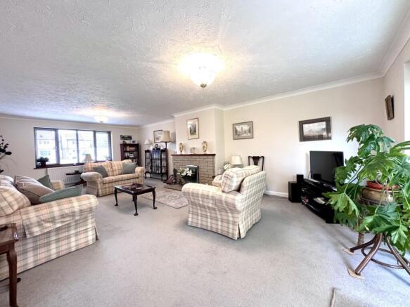 NEW Lounge 2
