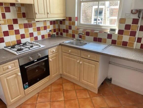 KITCHEN 1