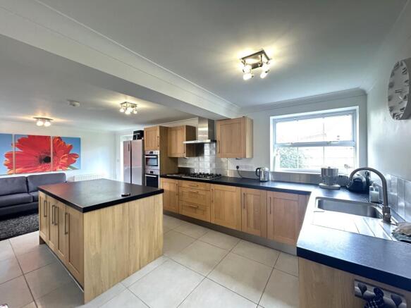 Kitchen 2