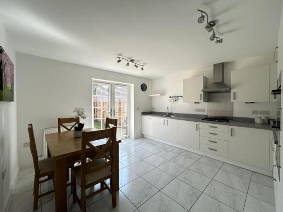 Kitchen 1