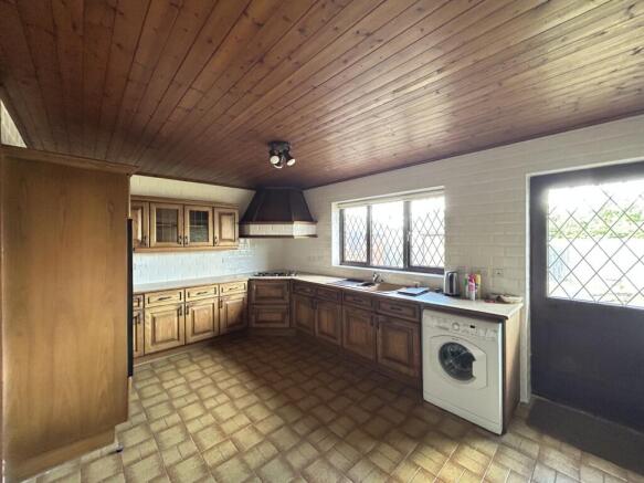 Kitchen 1