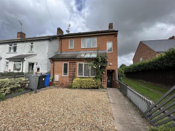 32 Grange Road (1).JPG