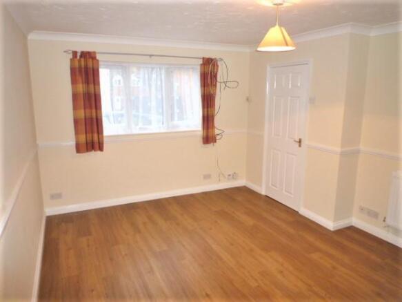 83 Tresham Lounge 1.JPG
