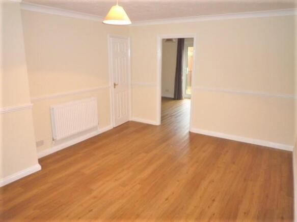 83 Tresham Lounge 2.JPG