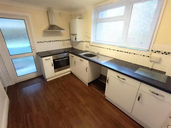 Kitchen .jpg