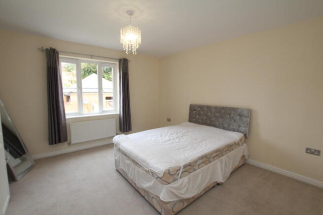 Bedroom 1.JPG