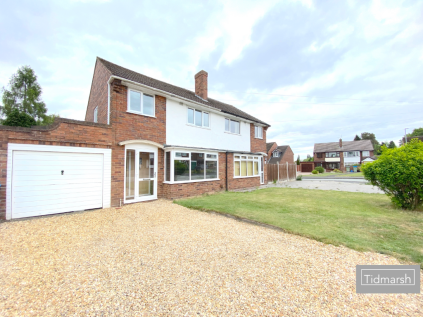33 Wesley Avenue, Codsall WV8 1JZ