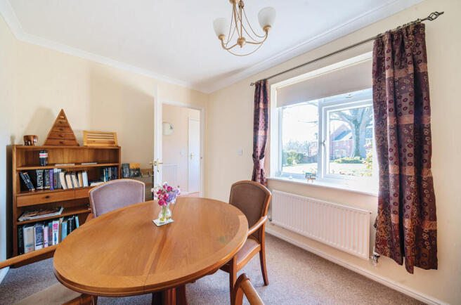 Dining/Bedroom