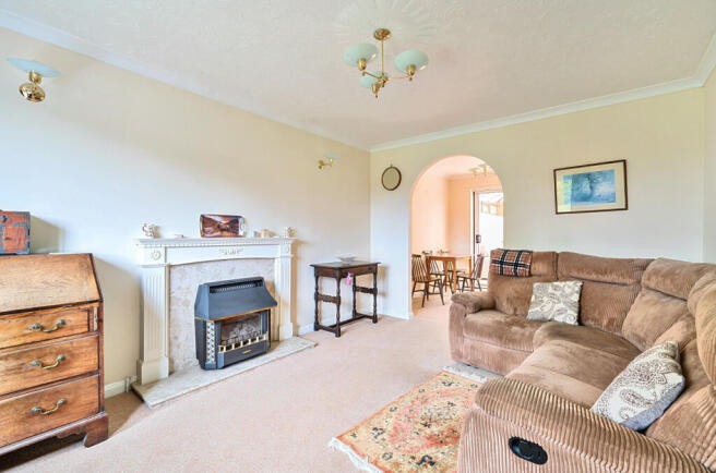 Sitting/Dining Room