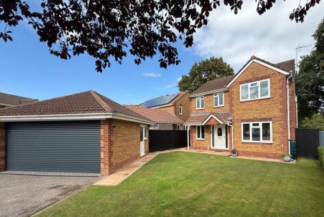 Blenheim Court, Willand, Cullompton, Devon, EX15