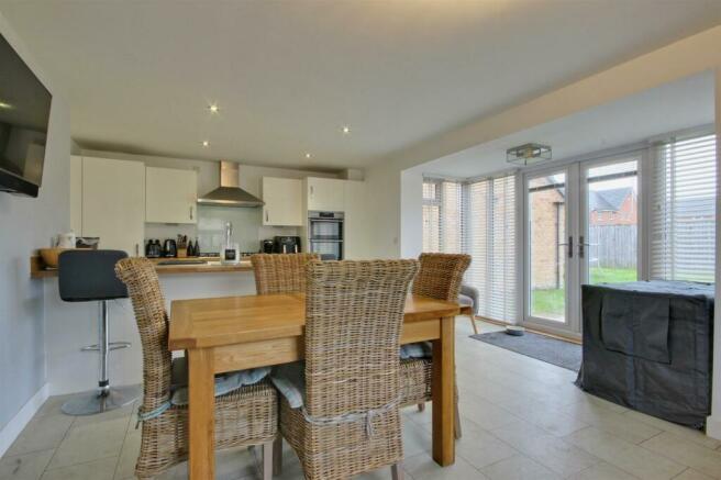 Superb living dining kitchen