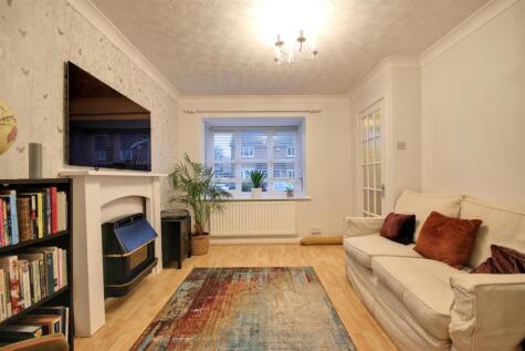 18 Southwood Gardens, Cottingham