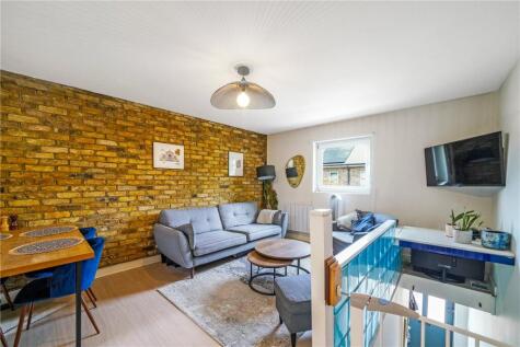 Archway Road, London, N6