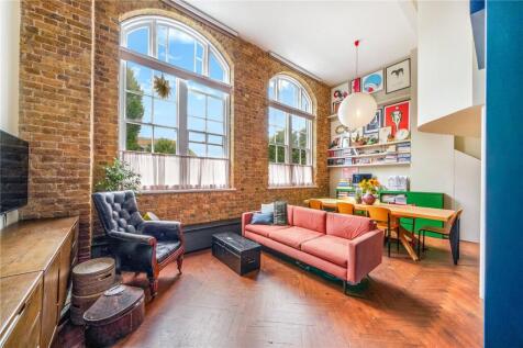 The Academy, 16, Highgate Hill, Islington, N19