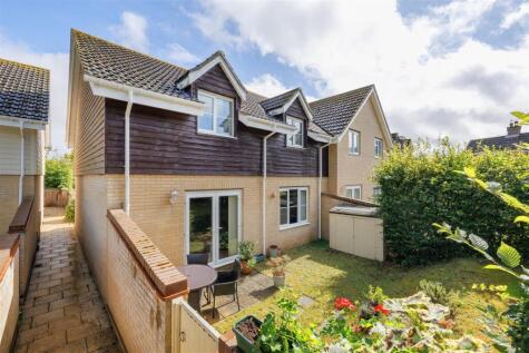 Hillside, Chedgrave, Norwich