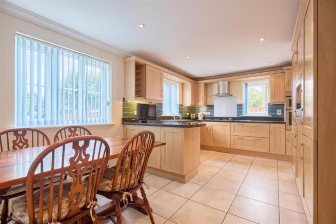 84D Willbye Avenue 5.jpg
