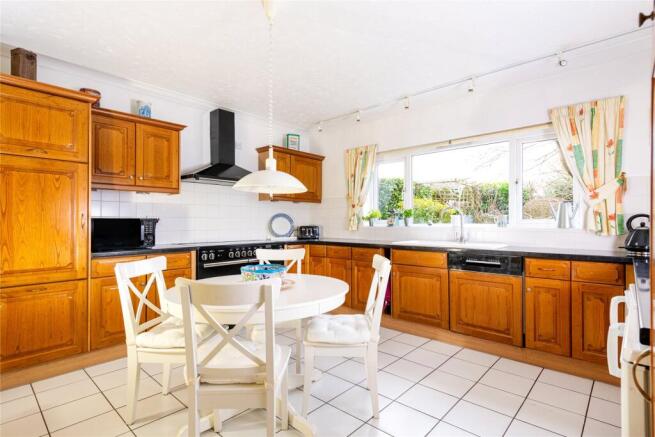 Kitchen/Breakfast