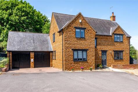 Buswell Close, Weedon, Northampton, Northamptonshire, NN7