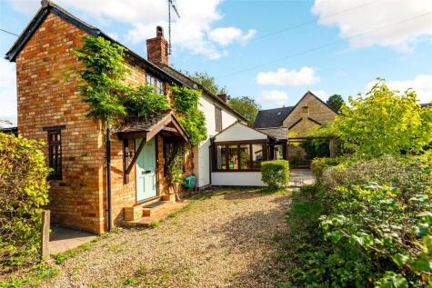 Cattle End, Silverstone, Towcester, Northamptonshire, NN12