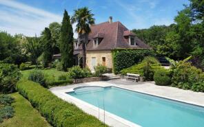 Photo of Near Montignac, Dordogne, Nouvelle-Aquitaine