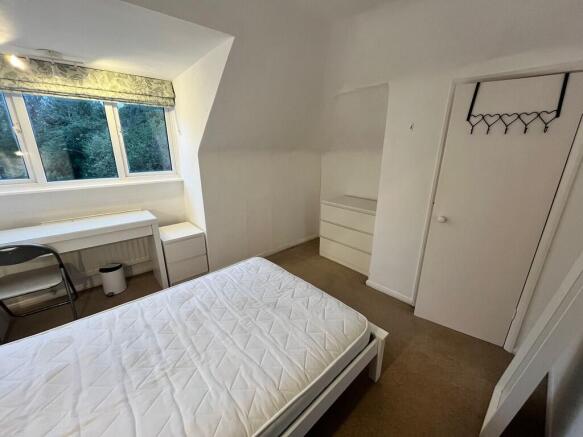 IMG-20251119-WA00...