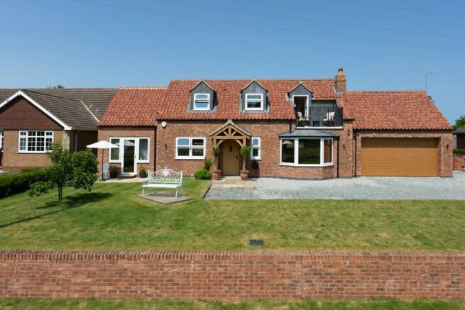 Apple Tree Cottage-03_MedRes.jpg