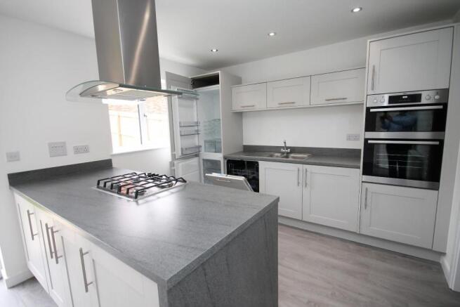 4 Bedroom House For Sale In Great West Gardens Nunthorpe