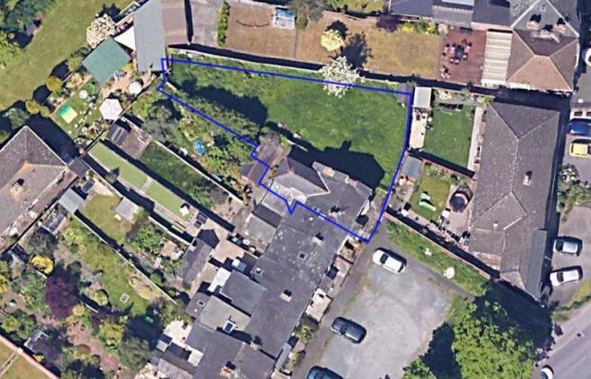 Plot outline 2 Priory Place.JPG