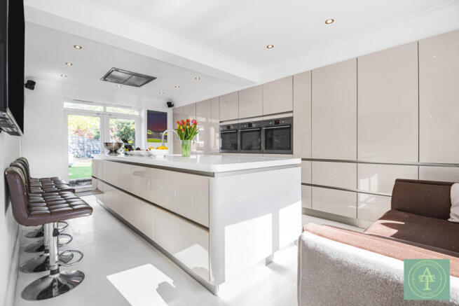 4 Bedroom Semi Detached for Sale