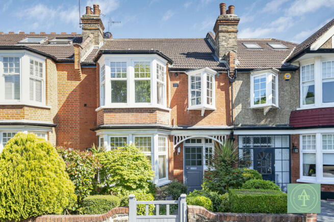 3 Bedroom Flat for Sale