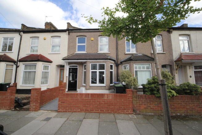 3 bedroom Terraced for rent