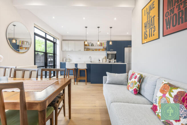 4 Bedroom Semi Detached for Sale