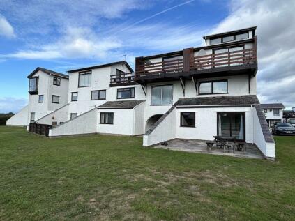 Conwy - 2 bedroom flat for sale