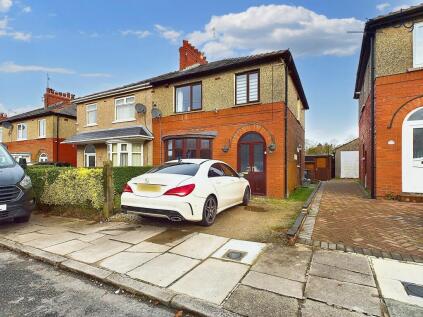 Newlands Avenue, Bowerham | Three bedroom home in a popular location