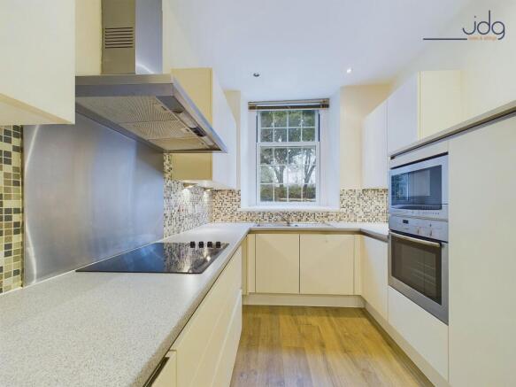 Siematic Kitchen with Neff Appliances