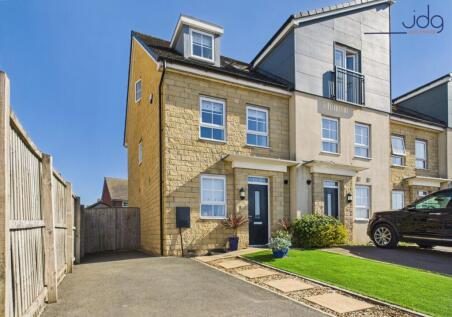 New Quay Road, Riverside View | A stunning home with River Views