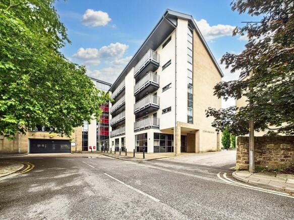 Welcome to Court View House