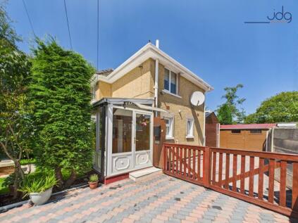 Barley Cop Lane, Vale |  An extended and re-modelled home with an ensuite shower room